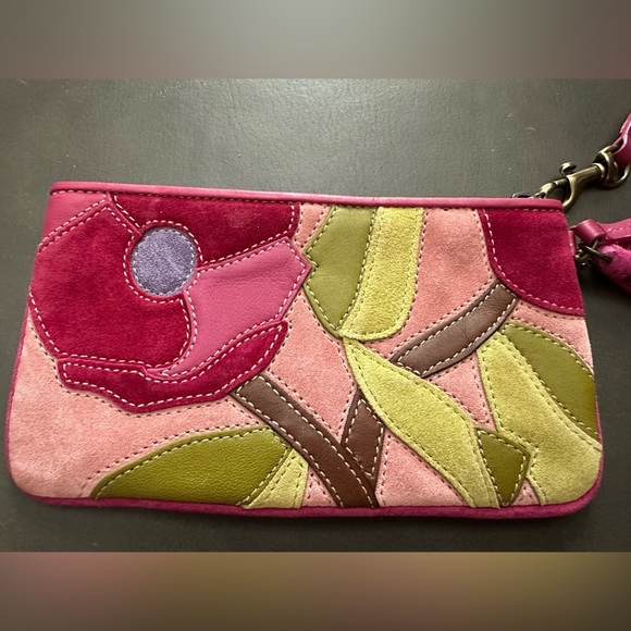 Coach RARE Suede Leather Poppy Wristlet Wallet Pink Green Floral Beautiful - Picture 2 of 8
